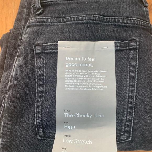 Everlane the “Cheeky Straight Jean” - Picture 2 of 2